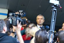 Photo of Лидерот на бугарската партија „Преродба” ги избрка прозападните новинари од прес-конференцијата во Софија