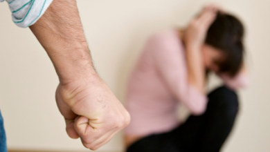 Photo of Маж од Тирана цели шест години ги држел сопругата и синовите затворени во куќа без вода и струја