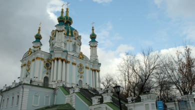 Photo of Зеленски: Украина ќе ги ограничи активностите на верските организации поврзани со Москва