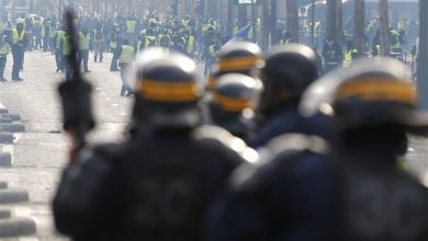 Photo of Полицијата во Париз употреби солзавец против демонстрантите