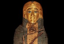 Photo of Во Египет пронајдена мумија прекриена со злато