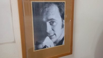 Photo of Портретот на Кирил Ценевски поставен во кинотечната „Куќа на славните“