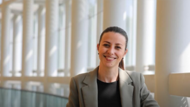 Photo of Евро-пратеничката Ирена Јовева ја доби наградата „Светилник“: „Го гледам патот кон слободата, студентите се светлото на крајот од тунелот