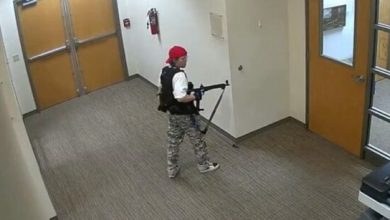 Photo of ВИДЕО од масакрот во САД: Пронајдени манифест и мапи на зградата. Убиените деца биле на возраст до девет години