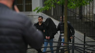 Photo of ФОТО: Уапсен ученикот кој пукаше во училиште во Белград – убиен е чуварот