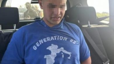 Photo of Што значи натписот на маицата на убиецот од Младеновац: Поранешни ученици контра Вучиќ