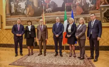 Photo of Џафери и македонска делегација на молебен во базиликата „Сан Клементе“ во чест на Свети Кирил и на аудиенција кај папата Франциск