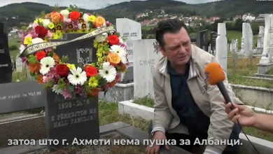 Photo of ВИДЕО: ДУИ испрати видео на кое „атентаторот му се извинува на Али Ахмети на гробот на неговата мајка Хума“