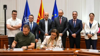 Photo of Потпишан Општиот колективен договор, 130 илјади вработени во јавниот сектор од септември со 10 отсто повисоки плати