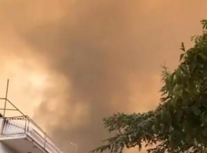 Photo of (ВИДЕО) Голем пожар кај Шибеник: Шест авиони, луѓе се евакуираат од апартманите