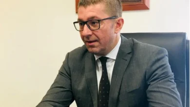 Photo of Мицкоски-Не поднесовме иницијатива  за враќање на функционерските плати оти знаеме дека нема да ни помине