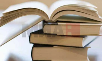 Photo of „Дијалектологот Конески“ – нова книга од Васил Дрвошанов
