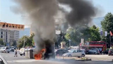 Photo of (ВИДЕО) Изгоре возило кај споменикот на Скендербег