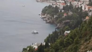Photo of (Видео) Неколку кајаци се превртеа кај Дубровник, спасени се 8 лица, се трага по уште тројца