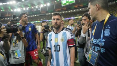 Photo of (ВИДЕО) Хаос во Бразил – во тепачка полицијата удри и по фудбалерите, а светскиот шампион ја освои „Маракана