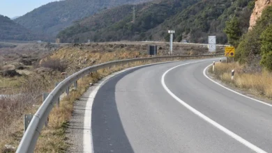 Photo of Десетина повредени во сообраќајка откако комбе-автобус се превртел на патот Струмица-Валандово