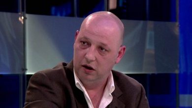 Photo of Грозданов: Антинатовците посегнаа по најризични тези, па и по меѓуетничките тензии