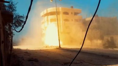 Photo of (Видео) Хамас објави видео од борбите во Појасот Газа- излегуваат од тунелите и уништуваат оклопни возила