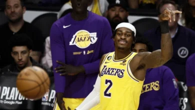 Photo of Лејкерс без повредениот Вандербилт следните неколку недели
