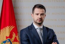 Photo of Црногорскиот претседател Јаков Милатовиќ поднесе оставка од сите функции во партијата ПЕС