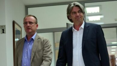 Photo of Села и Таравари на тет – а – тет средба се договориле: Штабот во Скопје, сметката на партијата и возилата остануваат кај екс лидерот