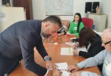Photo of Македонските државјани во Србија гласаат на Претседателските избори 2024