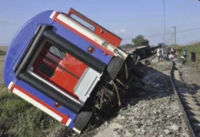 Photo of Во Турција осудени девет железничари на повеќе од 108 години затвор поради несреќа во која загинаа 25 луѓе