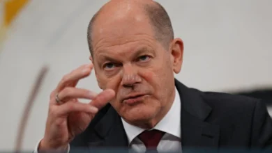 Photo of Шолц го поздрави усвојувањето од страна на ЕП на миграцискиот пакт, а Туск предупреди дека Полска нема да прифати преселување имигранти во ЕУ