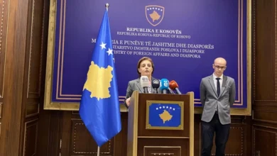 Photo of Грвала за запирањето на Косоварите на српските граници: Вучиќ ги спроведува заканите по гласањето за Косово во Советот на Европа
