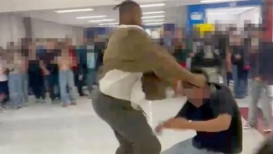 Photo of ВИДЕО: Американците револтирани од снимката на наставник како претепува ученик