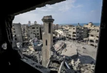 Photo of Четиринаесет жртви во бомбардирањето на станбена зграда во близина на бегалскиот камп Нусејрат