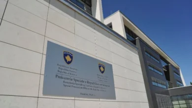 Photo of Обвинети за воени злосторства поранешниот директор и двајца чувари на затворот во Приштина