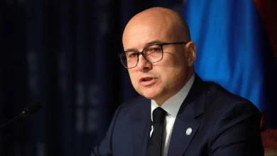 Photo of Вучевиќ: Курти со упадот во експозитурите на Поштенска штедилница покажува дека е очаен