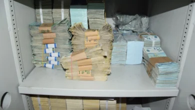 Photo of Косовската полиција во филијалите на српската Поштенска штедилница во северно Косово запленила 1,6 милиони евра и 74,7 милиони динари