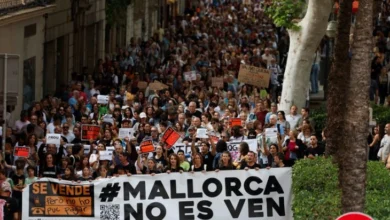 Photo of Неколку илјади Шпанци протестираа во Палма де Мајорка поради „прекумерниот туризам“
