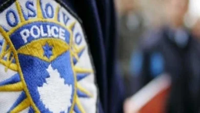 Photo of КоССев: Во северно Косово уапсен соработник на Вулин за „кражба на идентитет“, различни имиња во српски и косовски документи