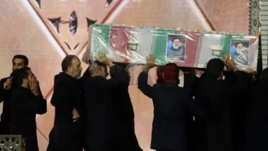 Photo of Претседателот на Иран, кој загина во хеликоптерска несреќа, денеска беше погребан во светиот град Машхад