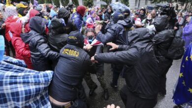 Photo of Грузија го усвои контроверзниот руски закон: насилни протести пред парламентот, има и приведени