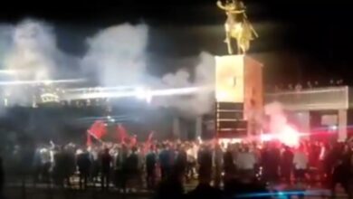 Photo of (ВИДЕО) Со огномет и тапани „Вреди“ слави победа пред „Скендербег“