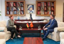 Photo of Османи на средба со германската амабсадорка: Примената на меѓународните договори е обврска на С Македонија за заокружување на евроинтеграцијата