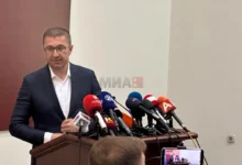 Photo of Мицкоски во Собранието го достави предлогот за состав на нова влада, нагласи дека граѓаните очекуваат брзи резултати
