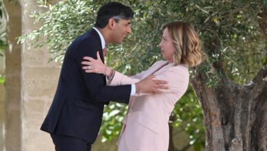 Photo of (ВИДЕО) Британскиот премиер и „се нафрли“ на неговата италијанска колешка