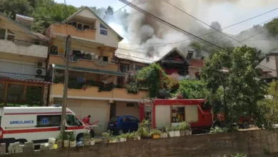 Photo of Во пожар во Струмица изгореа три куќи, две лица повредени