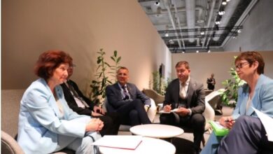 Photo of Кабинетот на Сиљановска-Давкова ја помеша претседателката на ЕБОР со директорката за родова и економска инклузија