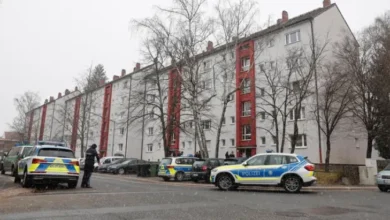 Photo of Во Нирнберг убиен маж кој со нож нападнал полициска патрола