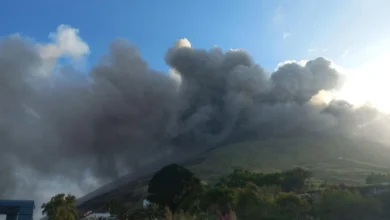 Photo of Италијанските власти го кренаа на највисоко степенот на опасност за вулканот Стромболи