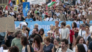 Photo of Демонстрации во Барселона против прекумерниот туризам
