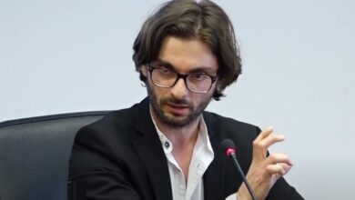 Photo of Бранимир Јовановиќ: Со новите задолжување ќе треба да платиме 300 милиони евра камати за една година