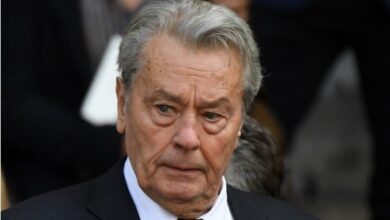 Photo of Ален Делон погребан: Последната желба на актерот беше испочитувана