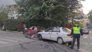 Photo of Две лица се повредени во сообраќајката во Козле!